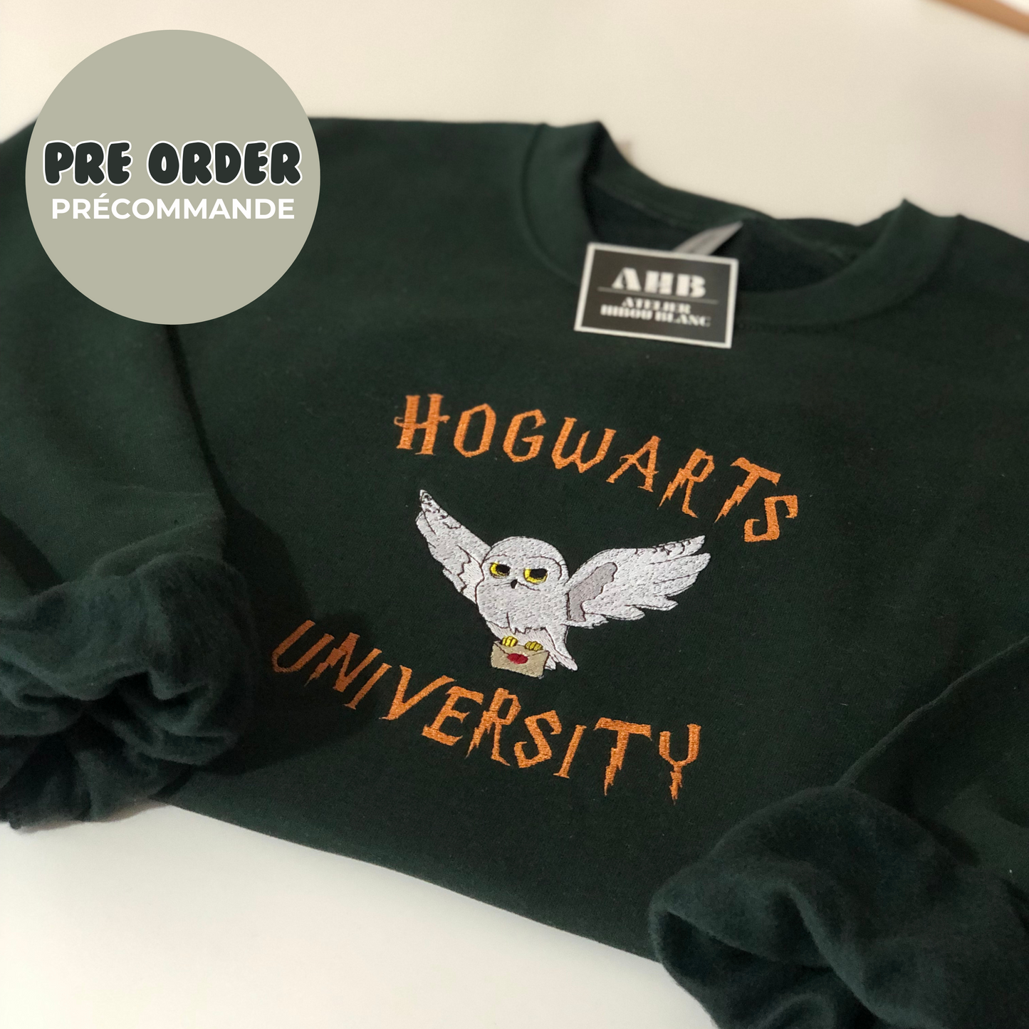 *PRE ORDER* HP UNIVERSITY (ENGLISH) CREWNECK