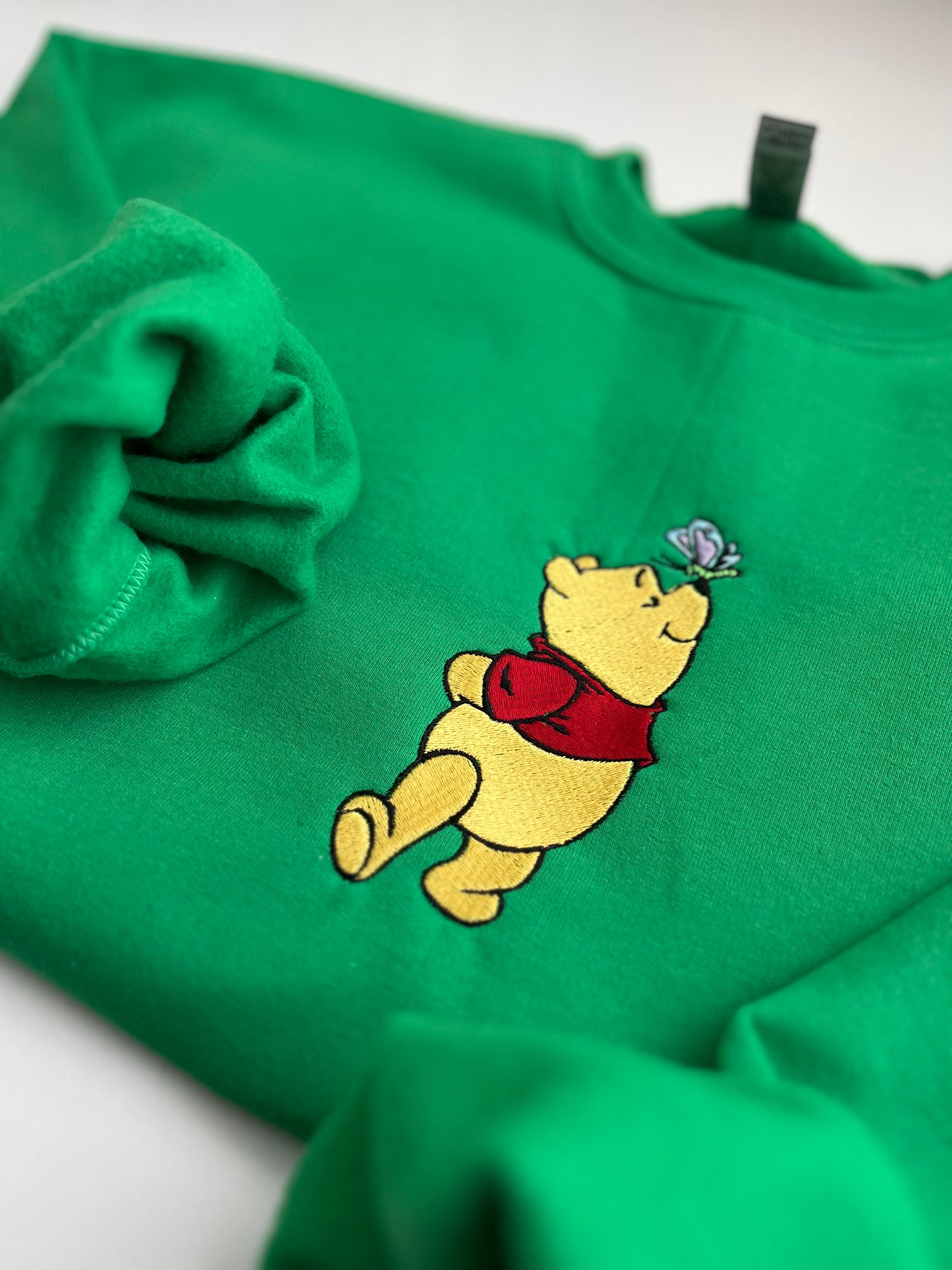 CLASSIC WINNIE & BUTTERFLY CREWNECK