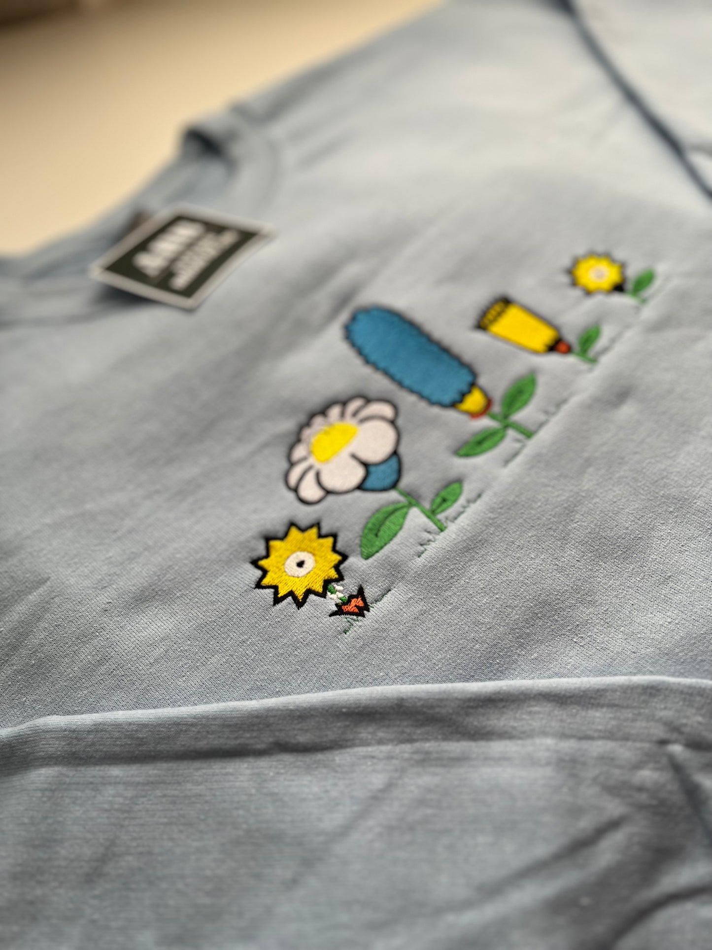 *PRE ORDER* FAMILY FLOWERS CREWNECK